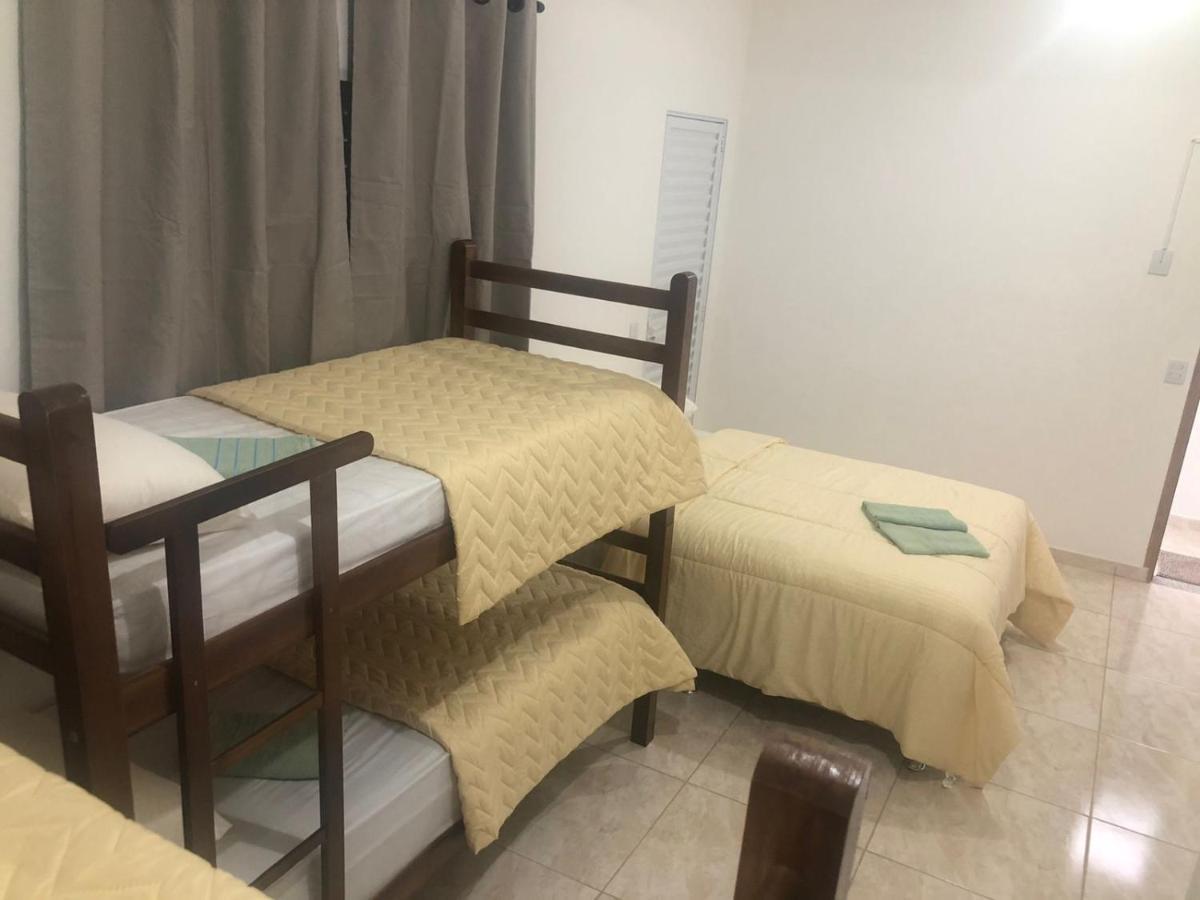 Pousada Tropical Hotel Гуаружа Екстериор снимка